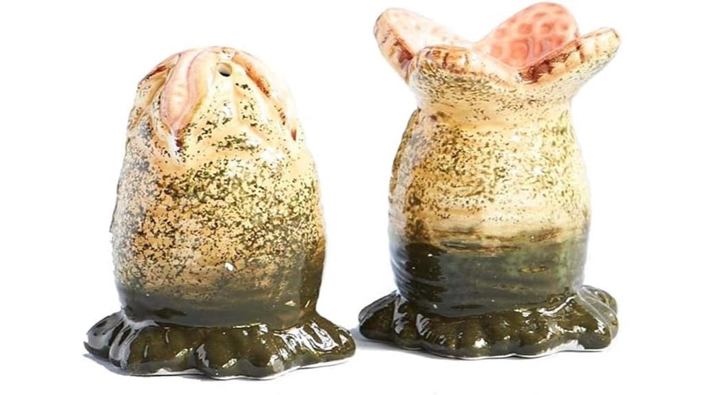 alien egg salt shaker set