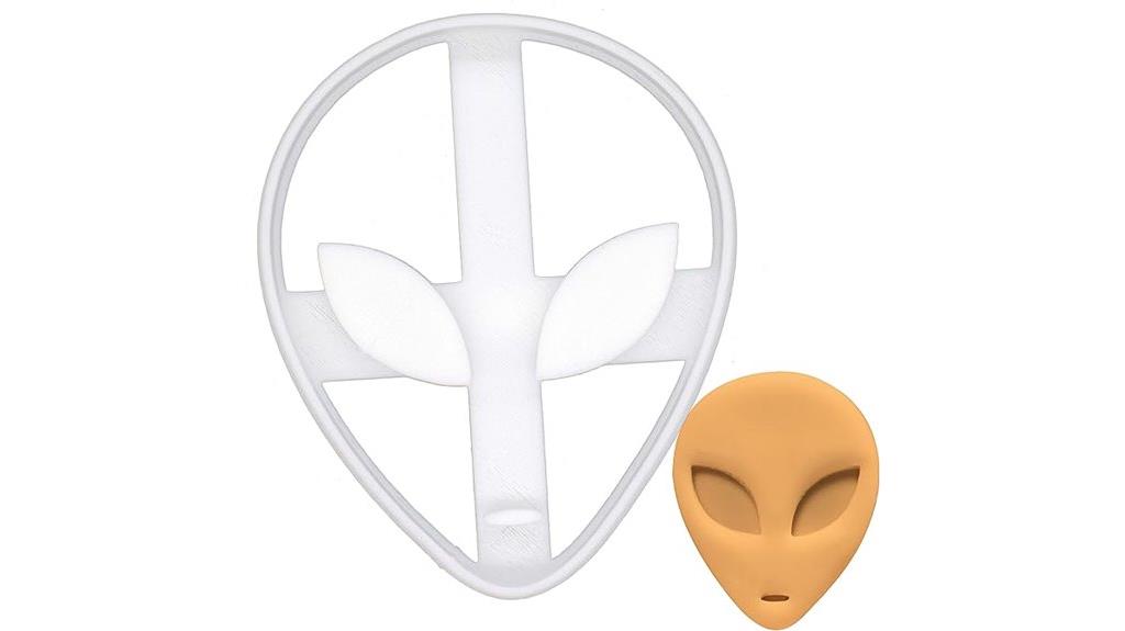 alien shaped cookie cutter